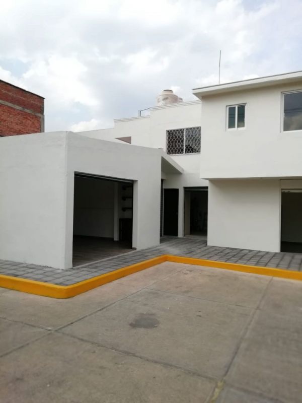 Locales comerciales en Jardín Tetela