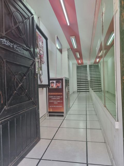{