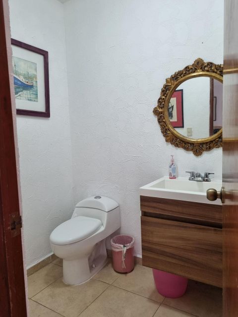 {